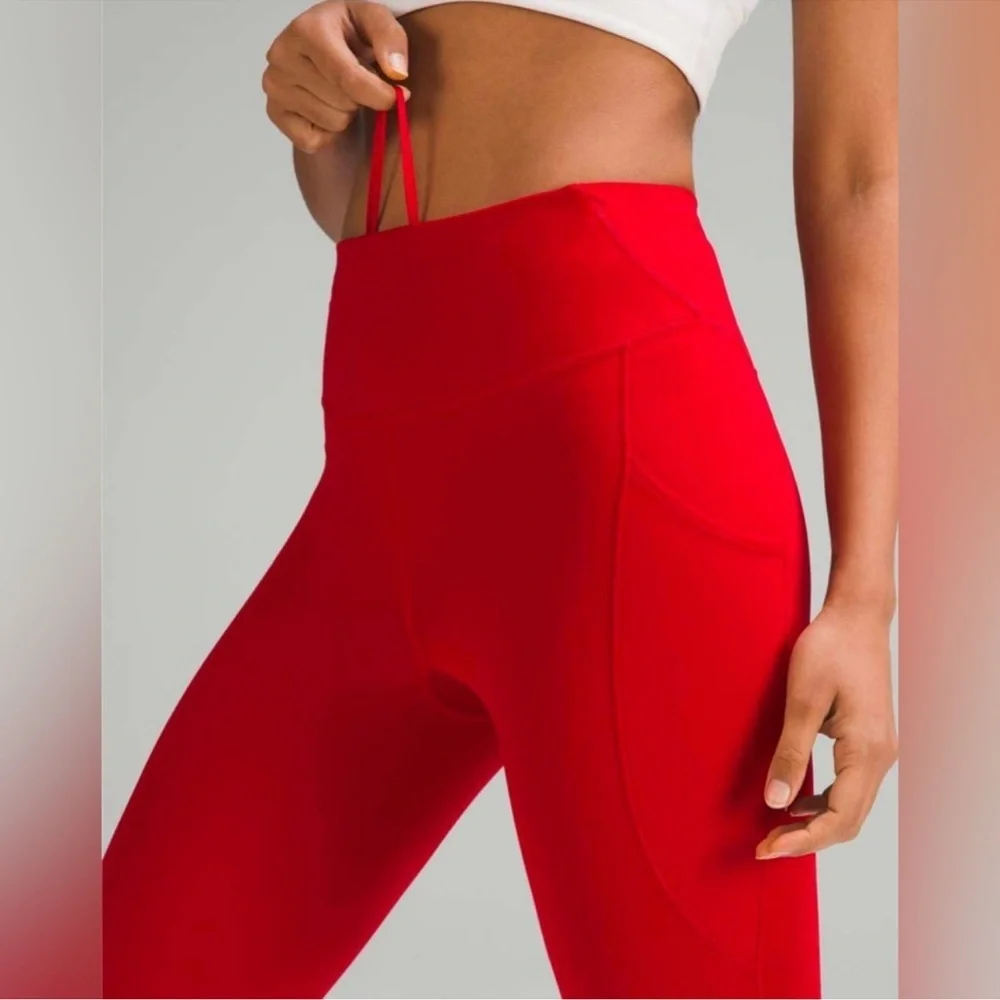 Lululemon Fast and Free high-rise crop 23” 3 pockets update Red size 0